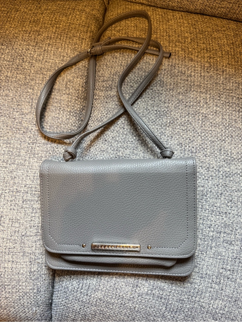 Steve Madden Gray Bangie Wallet on a String